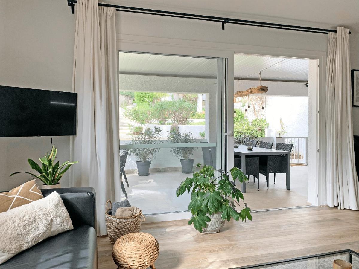 Bungalow With Large Terrace In A Quiet Park - Beach Nearby Sitio de Calahonda Exterior photo